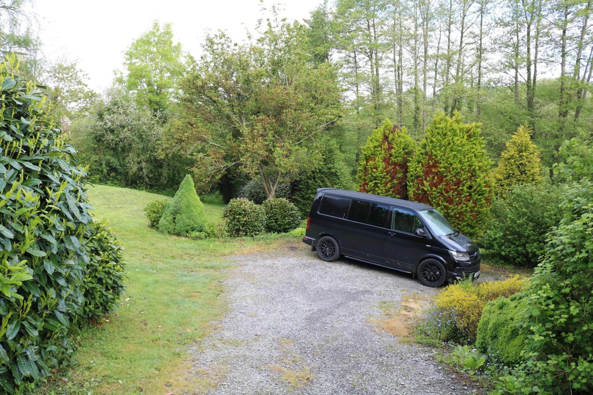 Fontaine Blanche River View, Large Patio & Garden In Central Brittany With Starlink Wifi Treffrin Экстерьер фото